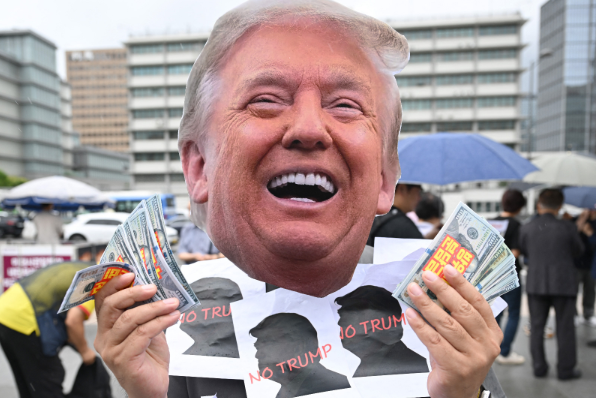 Poll: Majority of Americans Oppose Trump's Military Action Against Iran