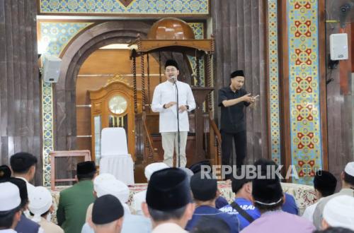 Cimahi City Government Hosts Disability-Inclusive Nuzulul Qur’an Night with Sign Language Interpreter
