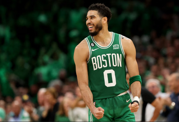 Sweet Return for Jayson Tatum as Celtics Rout Mavericks at TD Garden