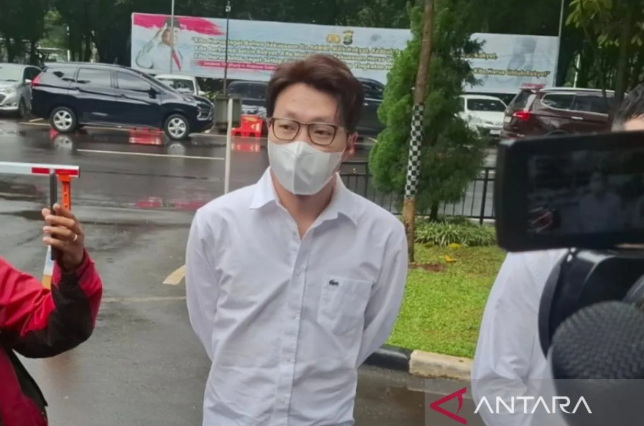 Police reveal immediate reason for detaining Richard Lee: skipping investigations while livestreaming on TikTok