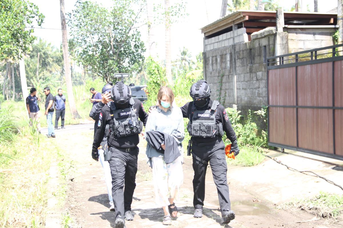 BNN: Russian national running Gianyar drug laboratory used multiple passports