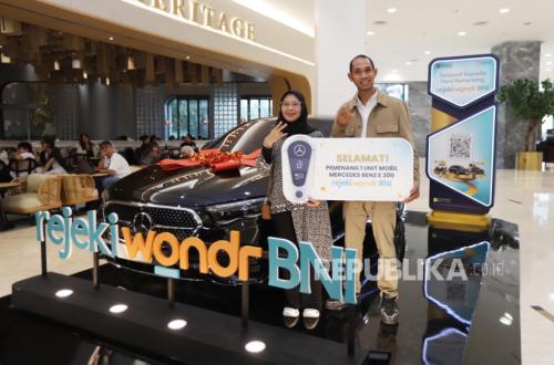 BNI Distributes Rejeki wondr Phase II, with Mercedes-Benz and Hundreds of Gadgets Shared to Customers