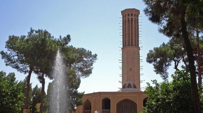 Foreign Invasion: The Great War That Crumbled Iran After 200 Years of Prosperity