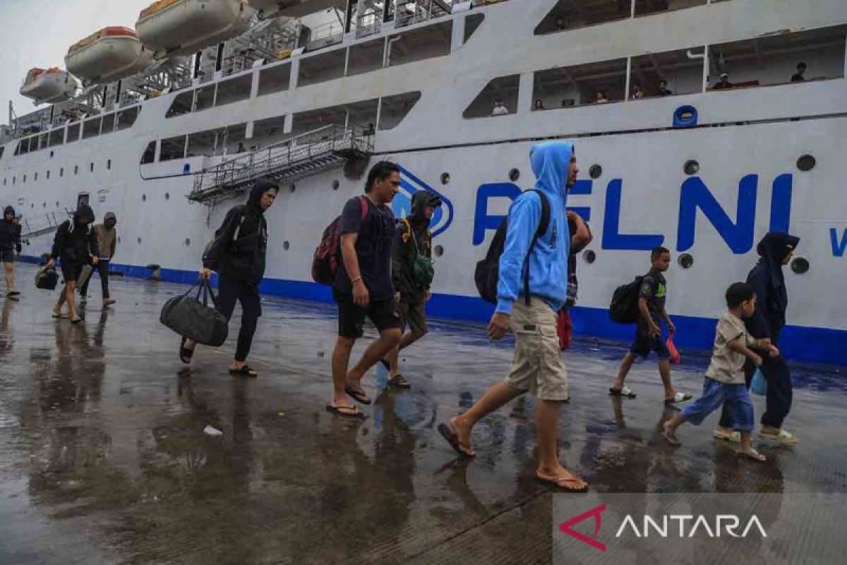 Indonesia prepares 36,660 transportation vehicles for Eid homecoming