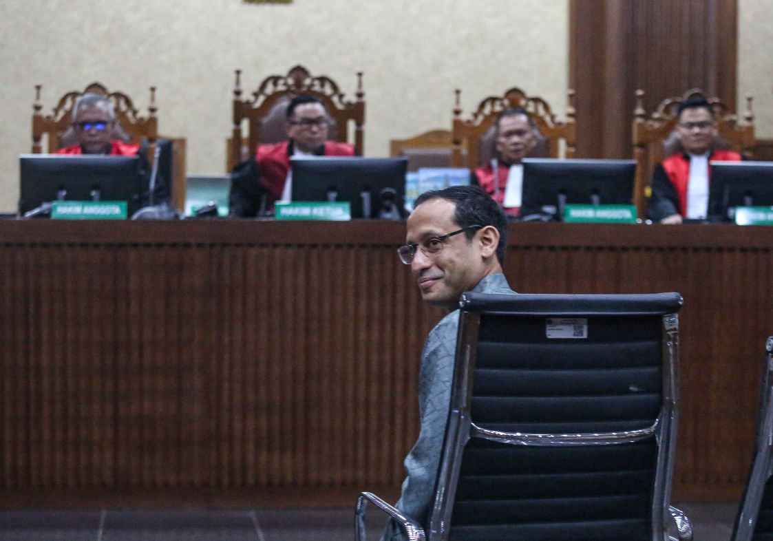 Nadiem Denies Directing Use of Chromebooks in School Laptop Procurement