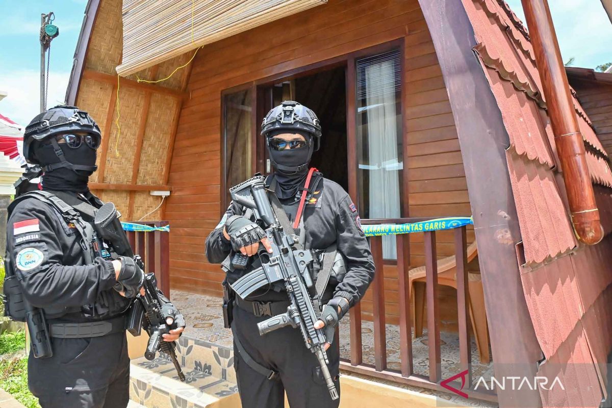 Two Russian nationals detained in Bali over clandestine drug laboratory case