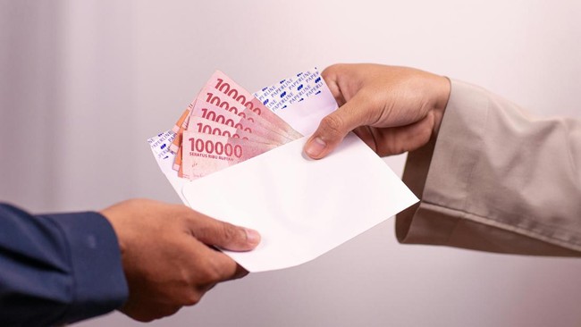 Why the Qur’an’s Longest Verse Discusses Debt, Not the Day of Judgment