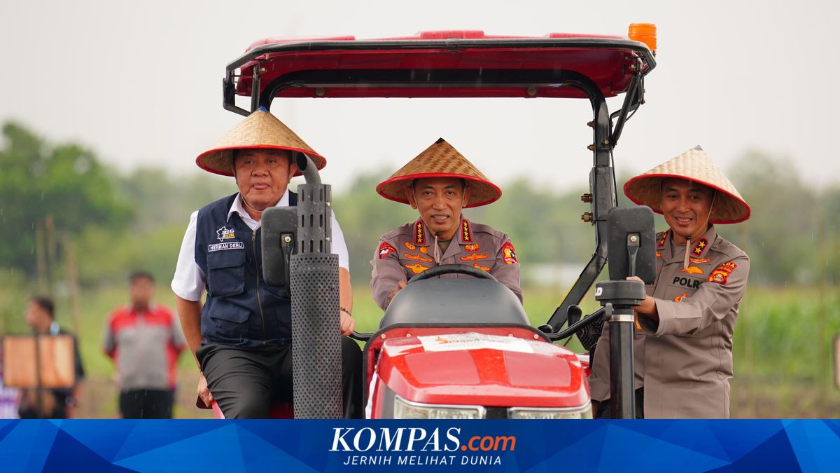 National Police Chief Joins Nationwide Corn Planting Drive to Support the President's Food Self-Sufficiency Target