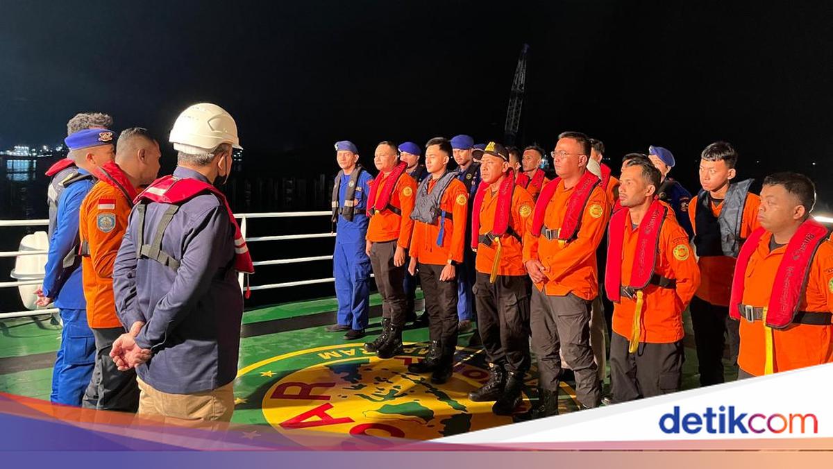 Russian Tanker Captain Falls Ill While Sailing in Merak Waters; Basarnas Evacuates