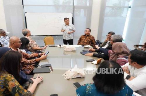 Sudirman Said Voices Leadership Crisis in Meeting with Jusuf Kalla (JK) and Several Figures