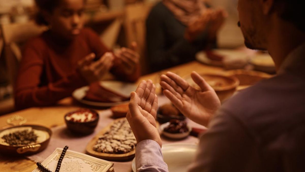 Imsak and Sahur Times Today, Sunday 8 March 2026