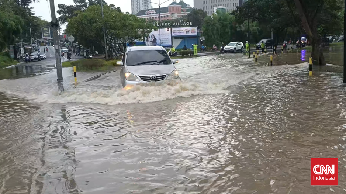 Flooding in Nine Districts in Tangerang Regency as Water Reaches 1.5 Metres