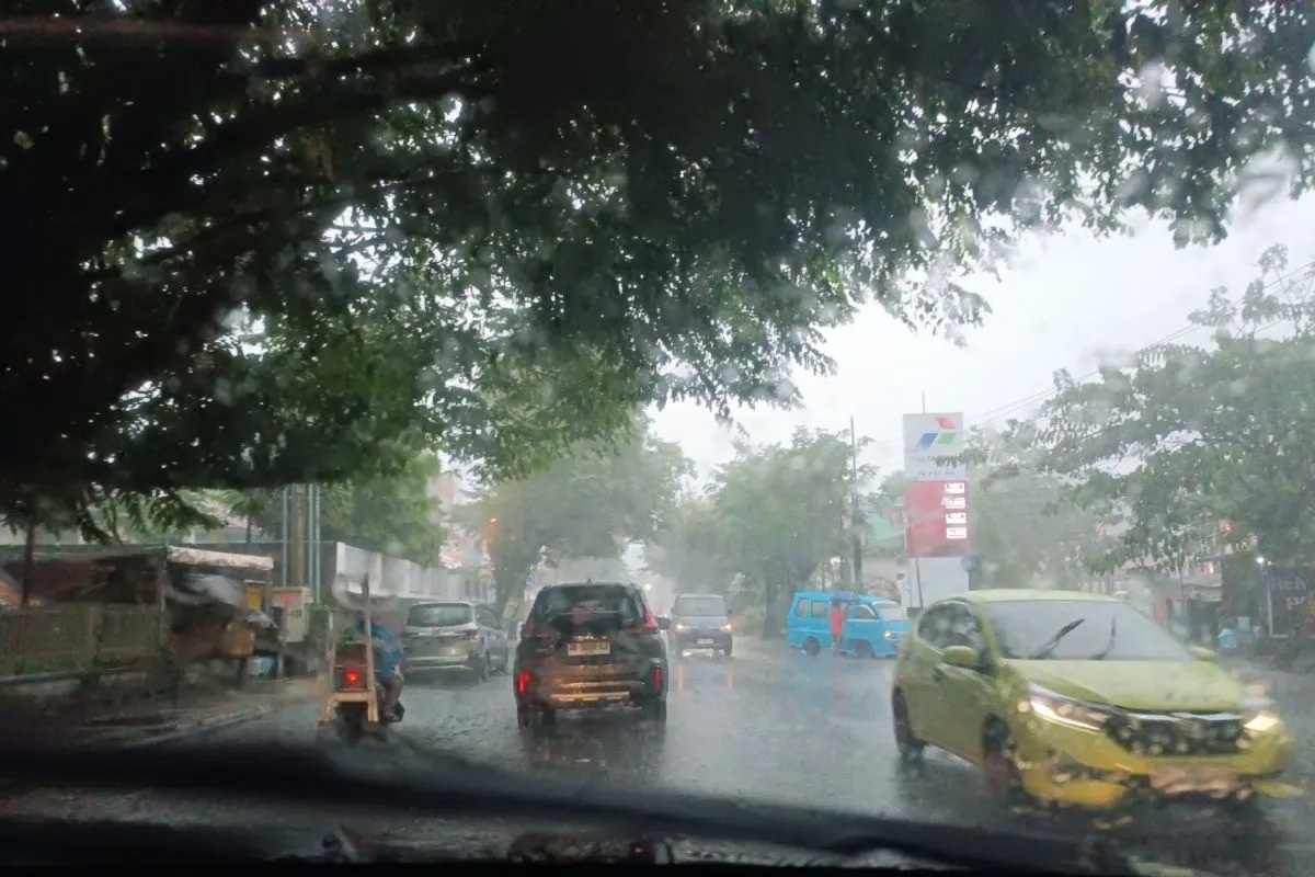 Weather forecast for Sunday 8 March 2026: BMKG warns of heavy rain from Banten to Papua
