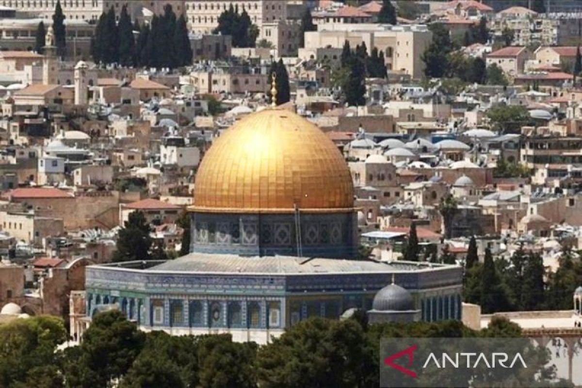 OIC condemns Israel and warns against further closure of the Al-Aqsa Mosque
