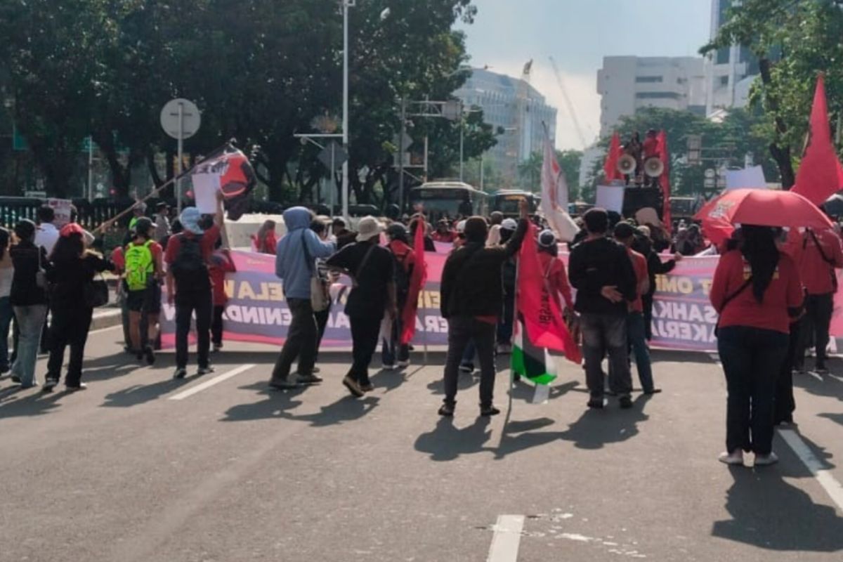 South Merdeka Street closed, TransJakarta routes 1A to 6A diverted