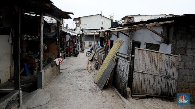 Hashim Reveals 27 Million Families Live in Uninhabitable Homes