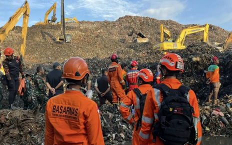 Tragedy at Bantargebang Integrated Waste Processing Facility, Bekasi: Three Residents Die in Trash Landslide
