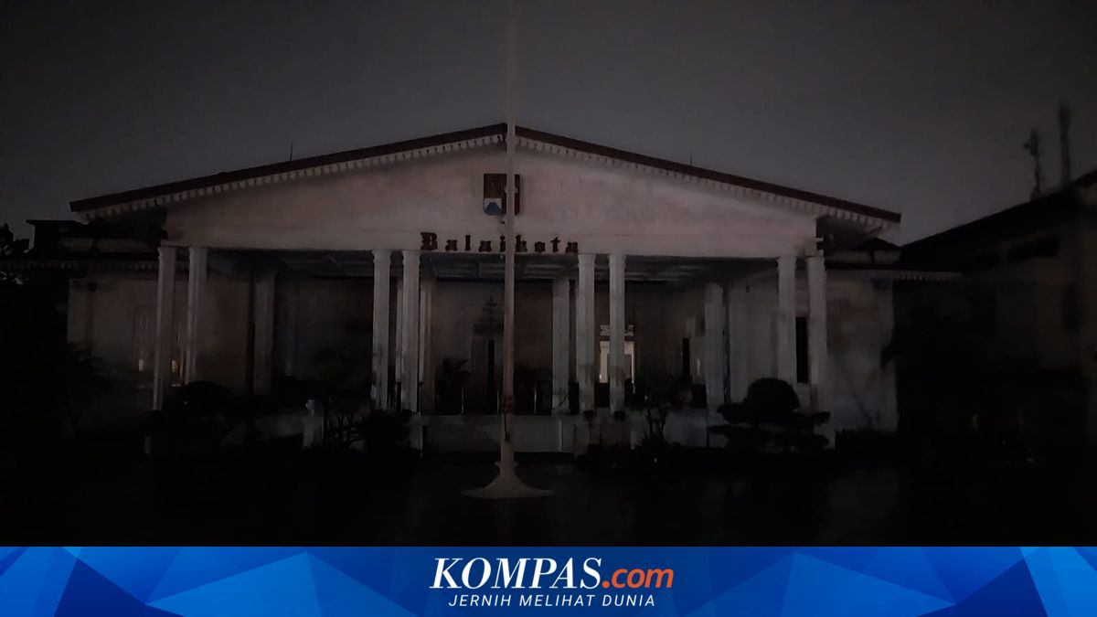 Sunday night: Bogor City Hall plunged into darkness as power outage hits