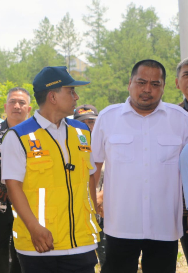 Public Works Minister Inspects Sipoholon SPAM IKK, Residents Hope for Clean Water Supply