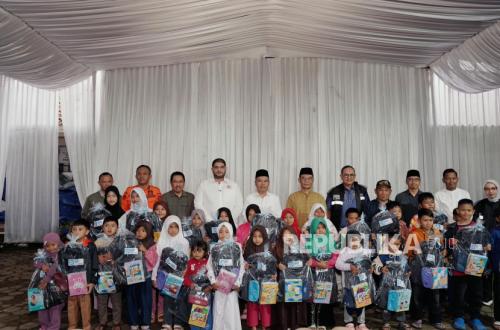 Children of Bandung Barat landslide victims to receive aid under the Indonesia Pintar Programme