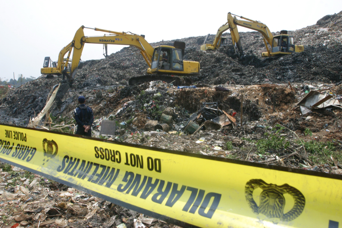 Casualties in Bantargebang Waste Processing Facility Landslide Rise to Four