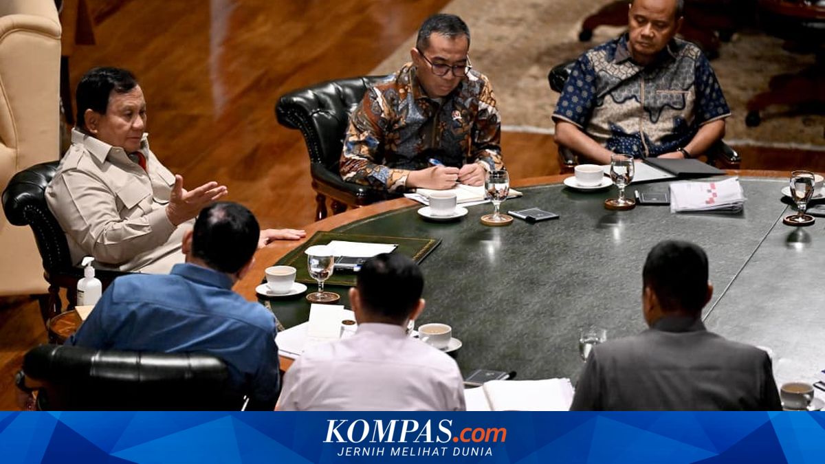 Prabowo Holds Five Meetings Discussing Middle East Conflict to Mudik Preparations