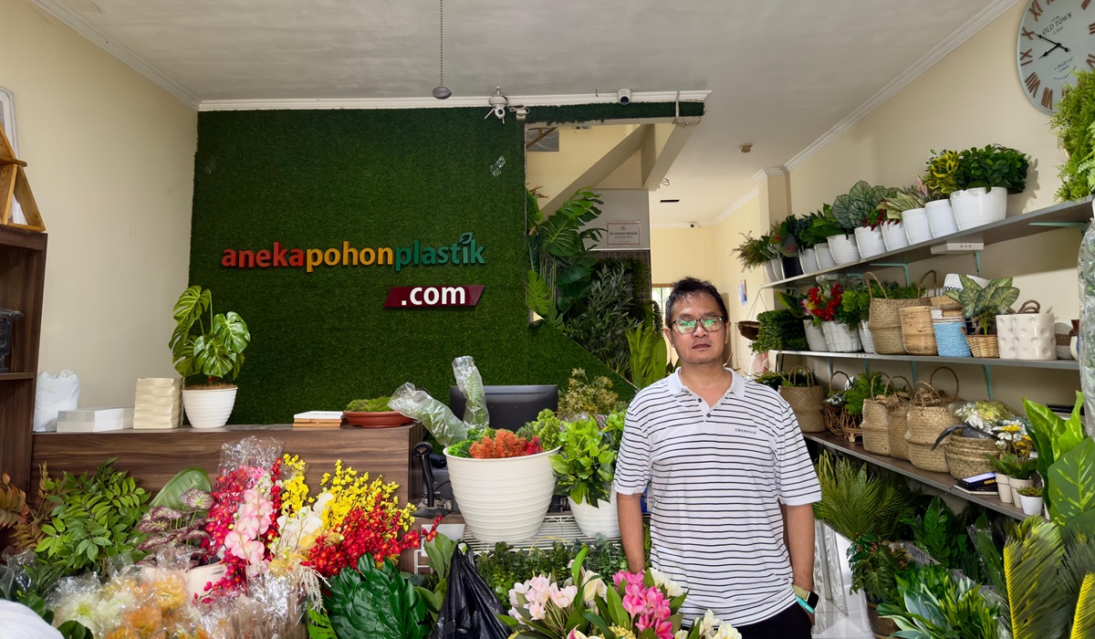 Unpacking the KaryawanCEO Phenomenon: A New Narrative of Urban Workers in the Digital Era