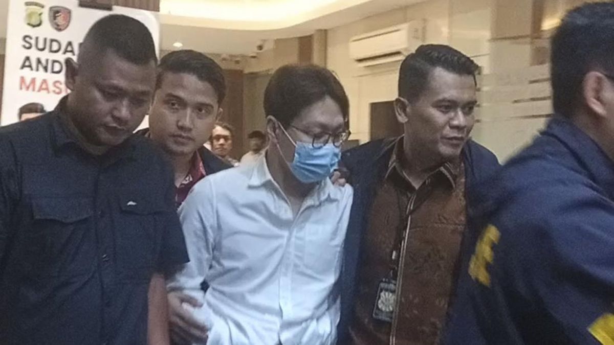 Richard Lee Observes Sahur and Fasting in Detention, Has Not Applied for Suspension of Arrest