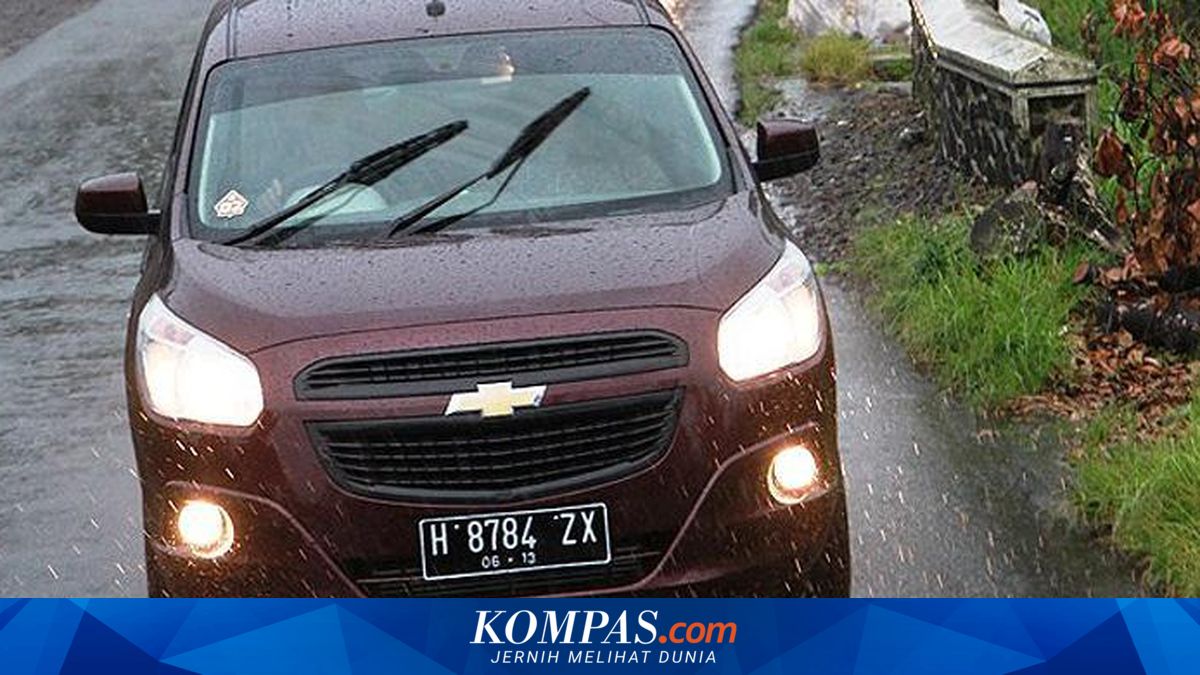 Homebound Travel During Rainy Season: Drivers Must Not Recklessly Cross Flood Waters