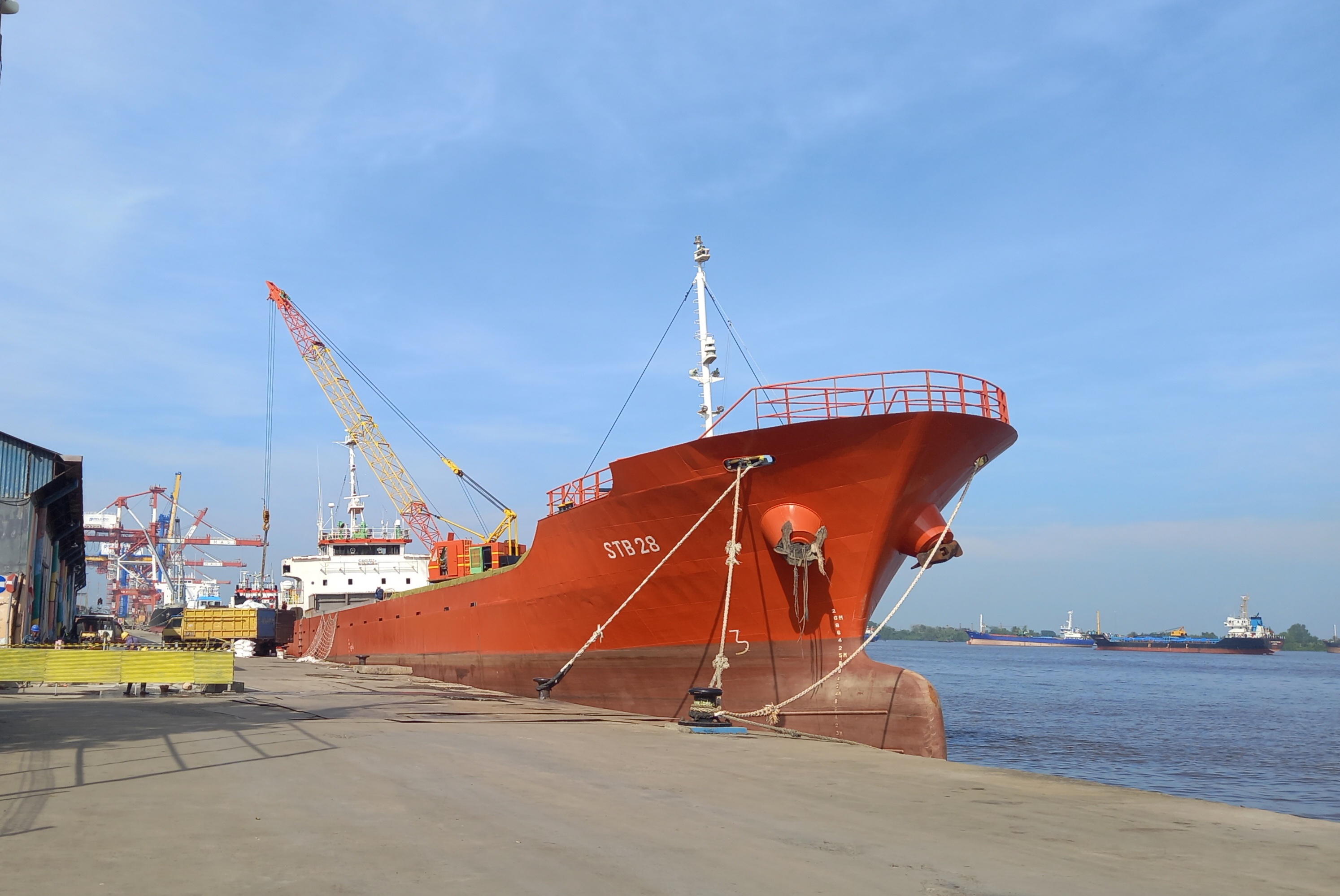 Developing Mekar Putih Port Special Economic Zone to Join National Port Network