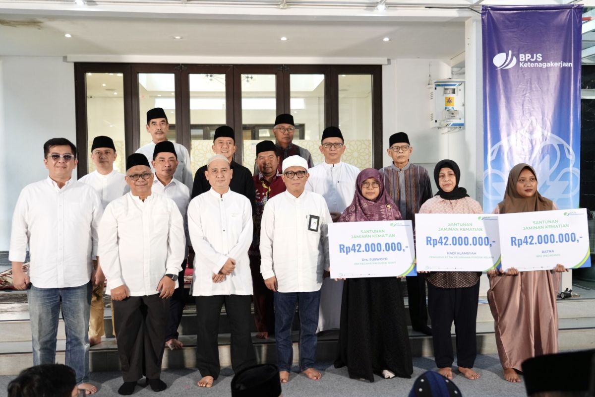 BPJS Ketenagakerjaan partners with mosques and neighbourhood associations to protect informal workers