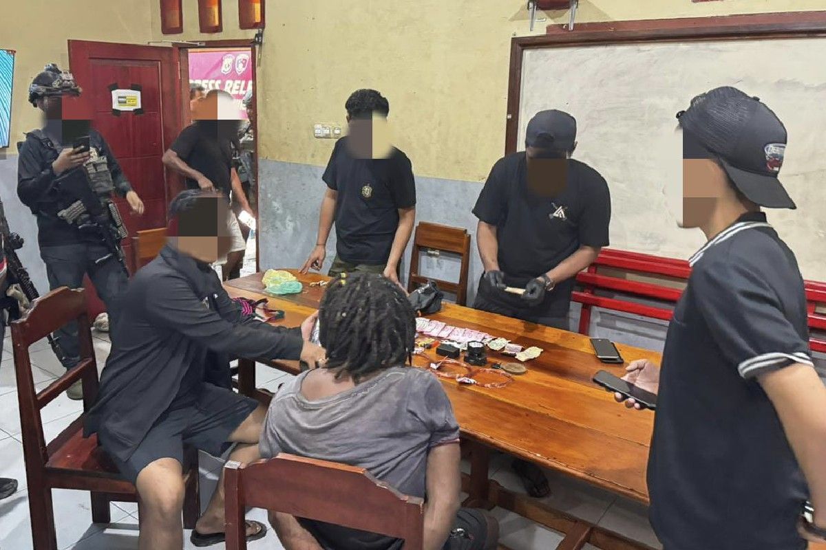 Taskforce Operasi Damai Cartenz 2026 arrests KKB Operations Commander at Yahukimo