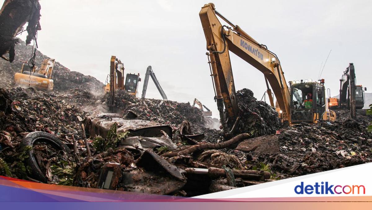 Pramono: Bantargebang Waste Landslide Triggered by Extreme Rainfall