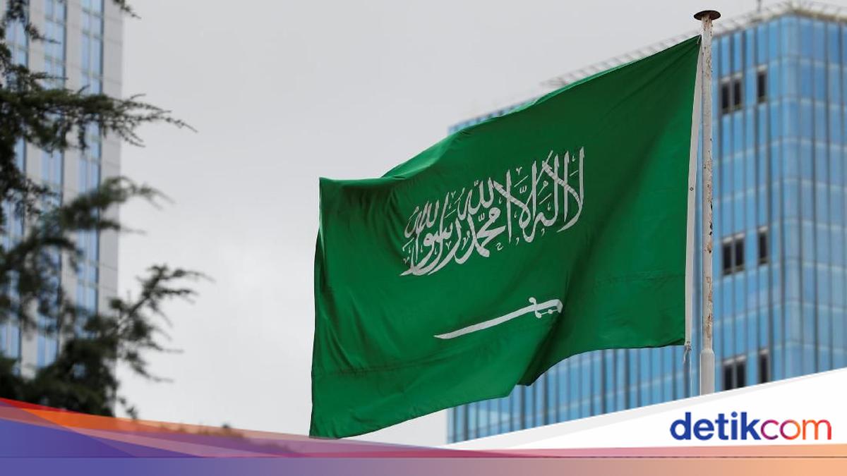 Middle East Conflict: US Orders Embassy Staff to Leave Saudi Arabia