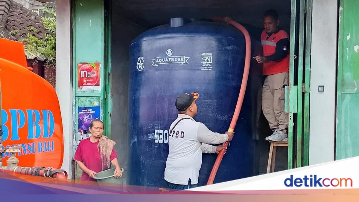 1,930 Residents Lack Access to Clean Water Following Floods in Banjar, Buleleng