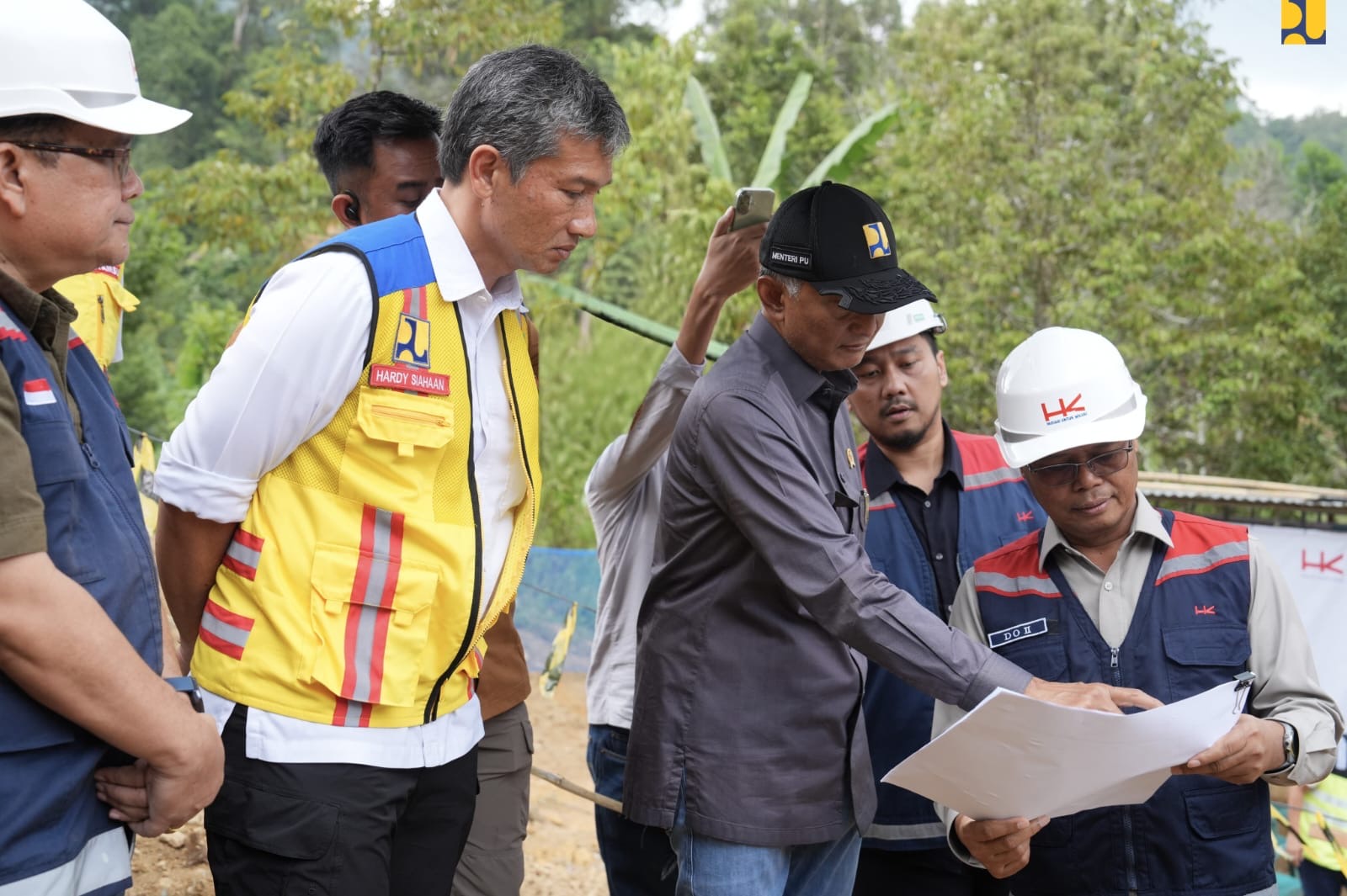 Public Works Minister Inspects Medan-South Tapanuli Mudik Route to Ensure National Road Readiness