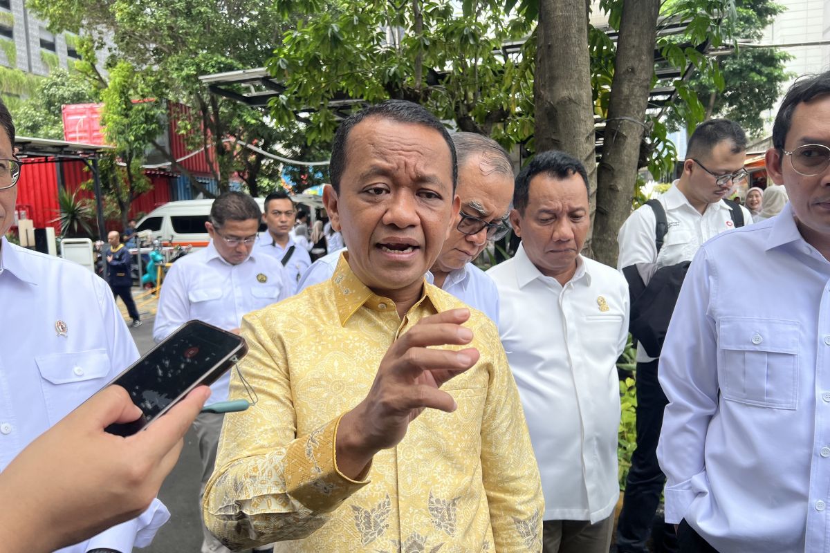 Bahlil: Petrol Price Will Not Rise Despite Global Oil Reaching 118 US Dollars