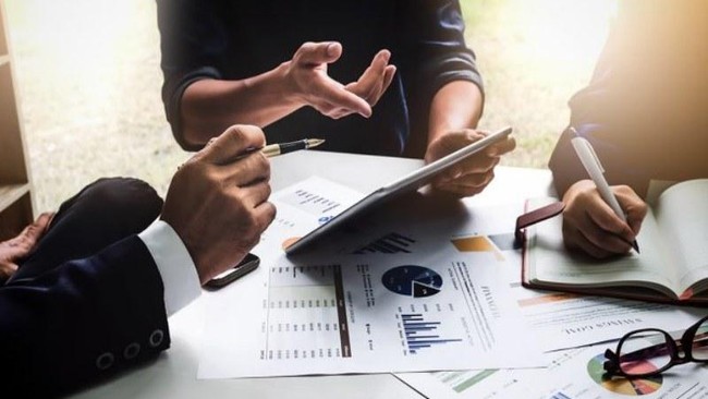 Comprehensive Strategy to Protect Consumers in the Digital Era