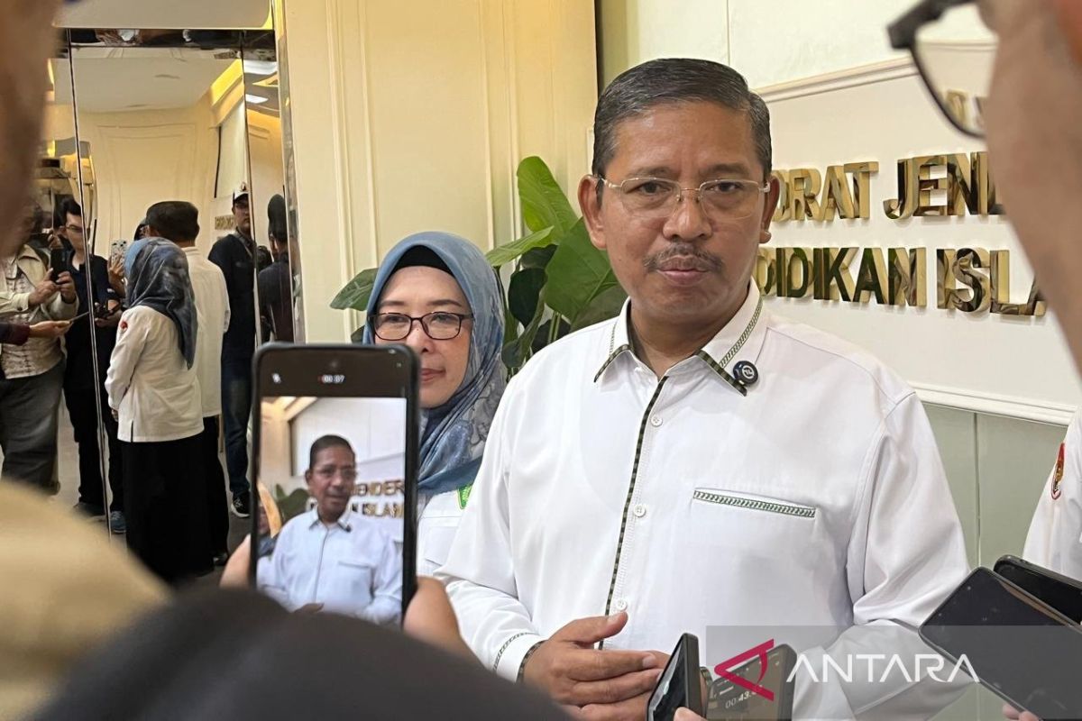 Ministry of Religious Affairs begins distributing 4.5 trillion rupiah BOS funds for private madrasahs