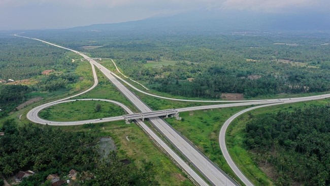 Overland Travel from Lampung to Palembang via Toll Road: Budget Your Funds Accordingly