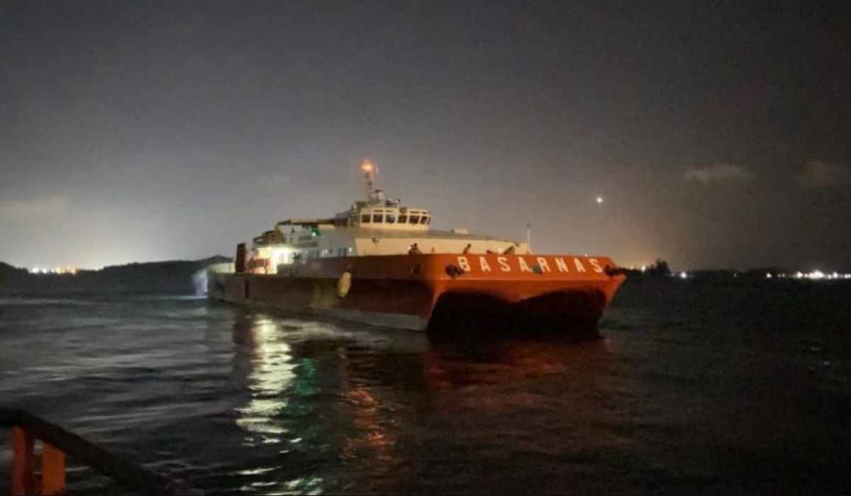 Nine Crew Members of KM Makmur Jaya Missing in Bintan Waters