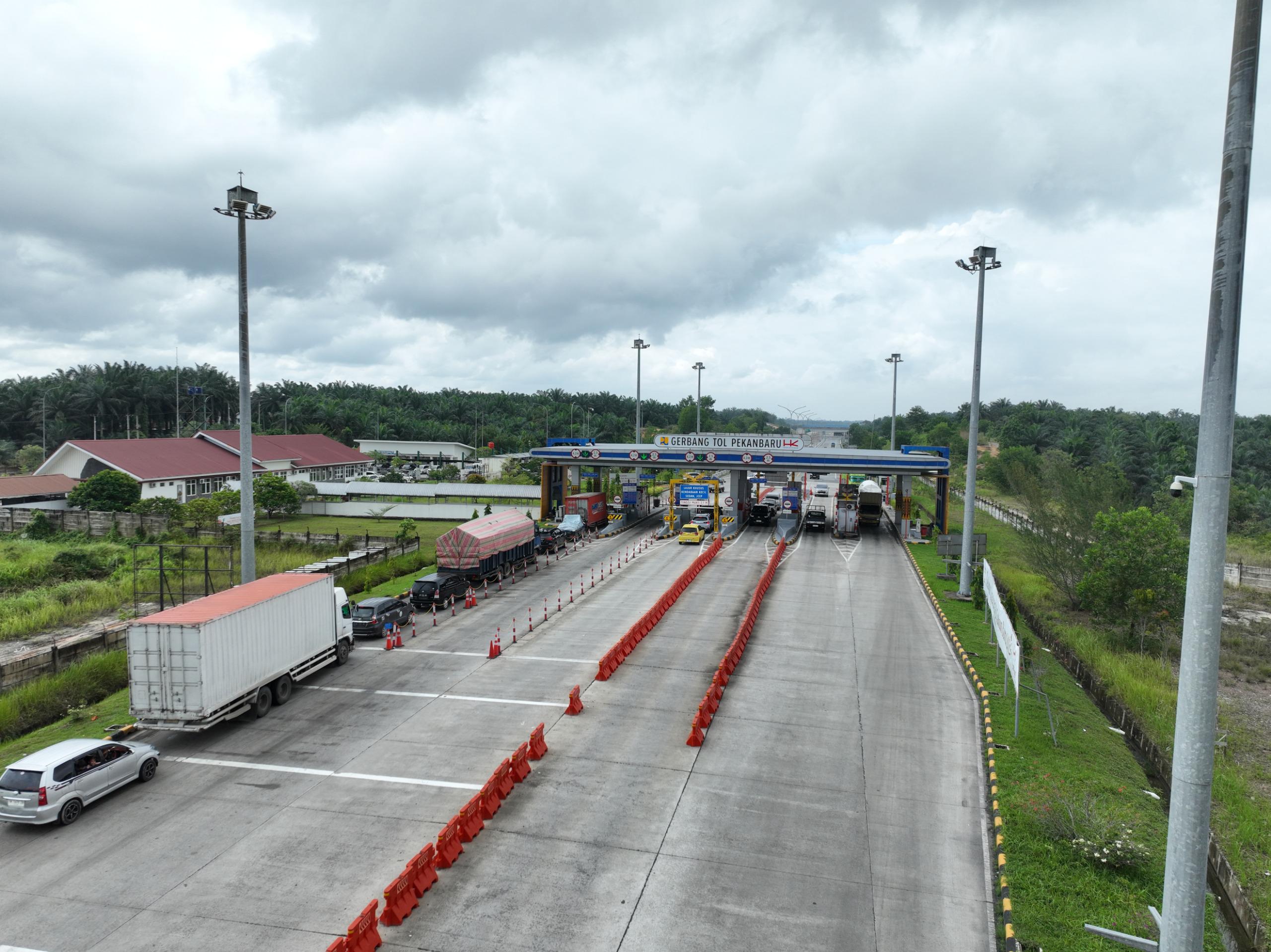Trans Sumatra Toll Road Implements Freight Transport Restrictions During 2026 Eid Holiday Exodus