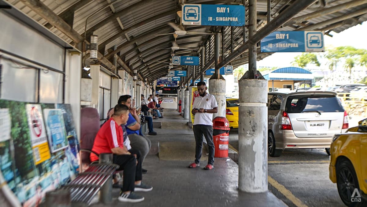 Johor proposes 12 key drop-off points for Singapore cross-border taxis, may require tracking system