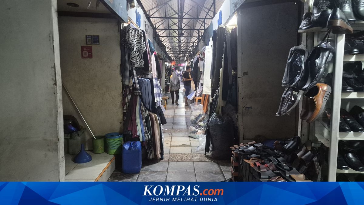 The Plight of Pasar Ular Traders: From Raking in 20 Million Rupiah Daily to Struggling to Make Sales