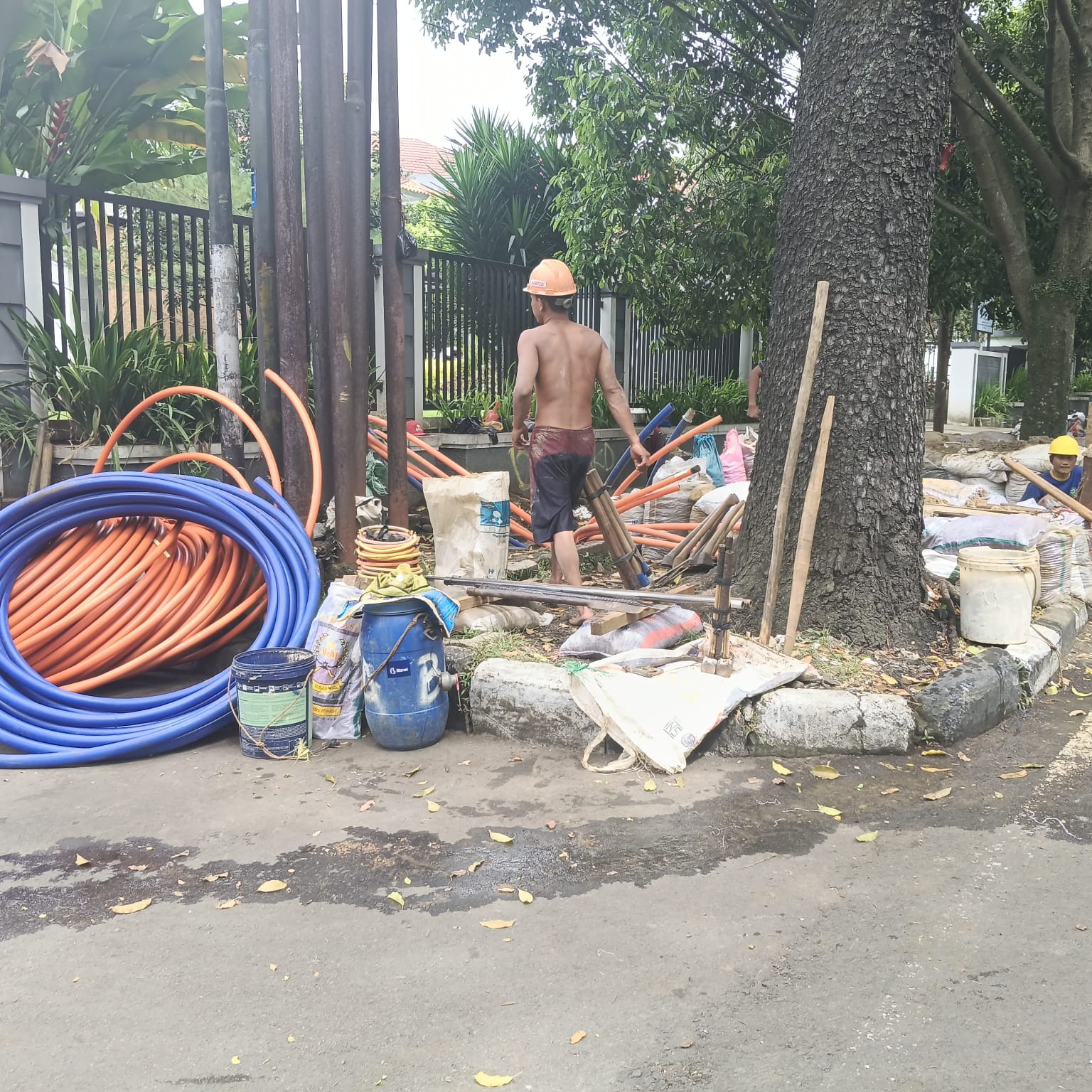 Bandung Mayor Issues Ultimatum to Apjatel to Complete Work by 12 March