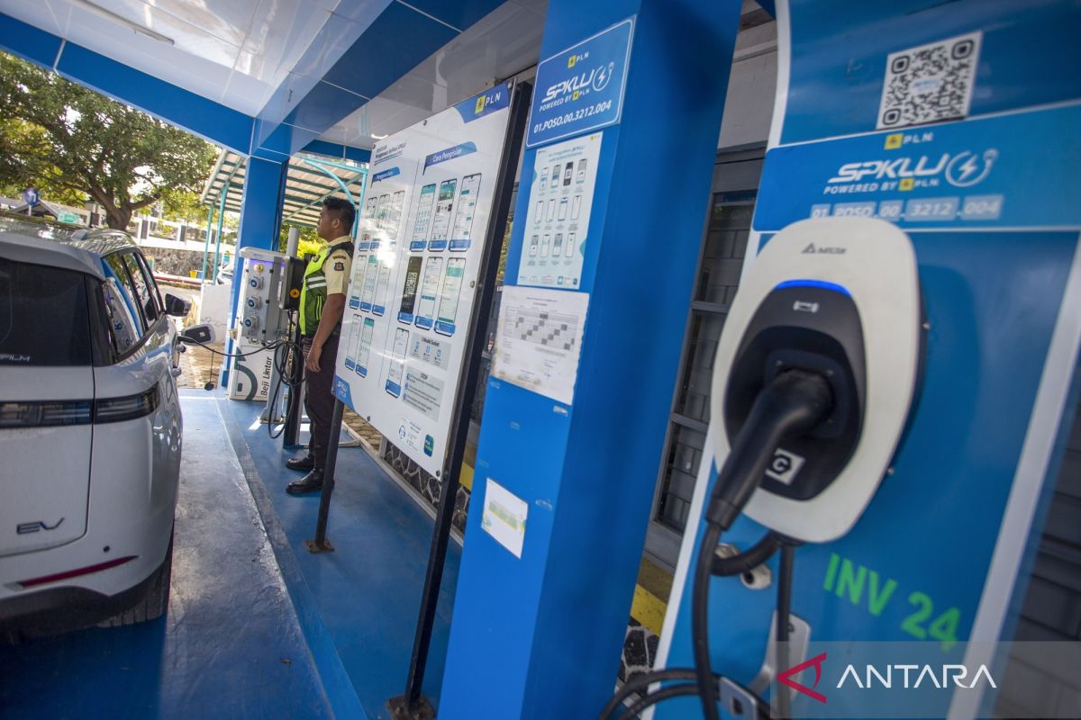 PT PLN deploys 1,681 electric vehicle charging units across 994 locations on Mudik routes