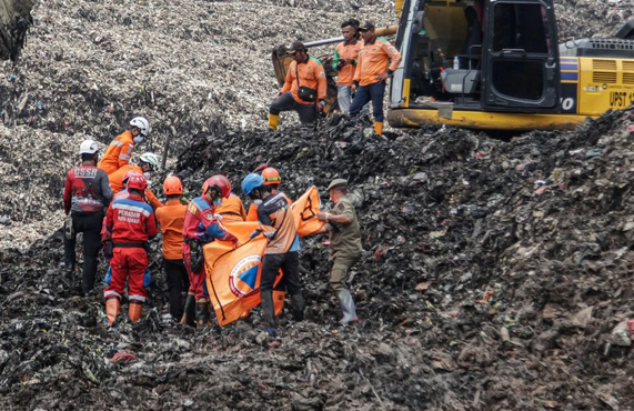 Bantargebang Tragedy Recurs: Why We Continue to Maintain a 'Time Bomb' of Open Dumping