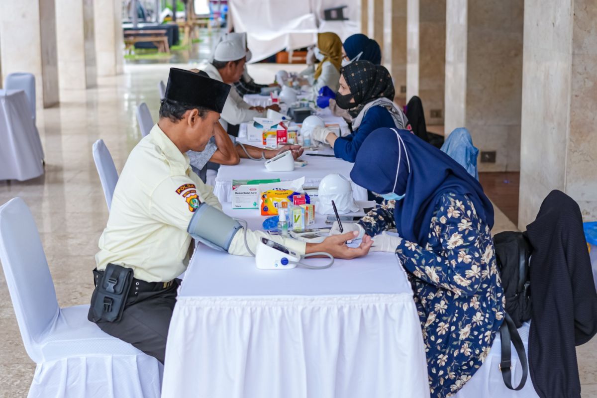 Jasindo strengthens ESG through social health service programme