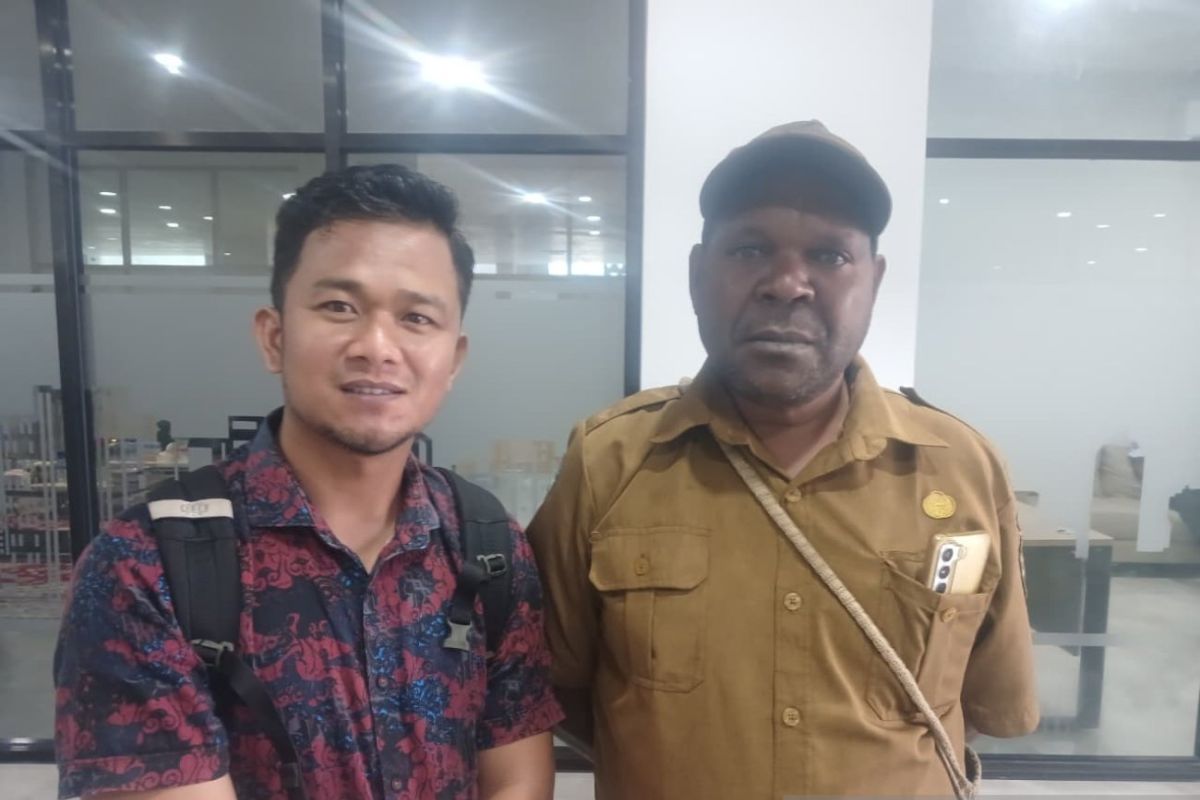 SMP Negeri Tsinga in Mimika Highlands Requires Library Facilities