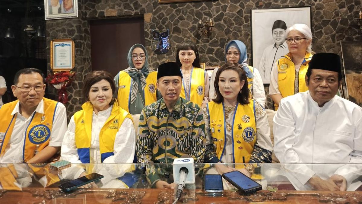Lions Club South Jakarta Tulip and Nahdlatul Ulama Distribute 3,000 Basic Food Packages Across 10 Locations